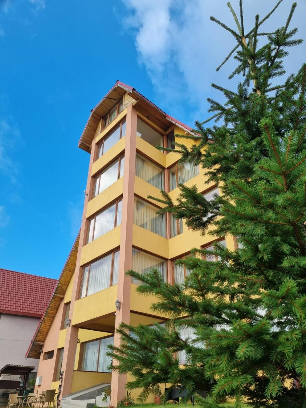 Pensiunea Zimbru Ranca Exteriör bild